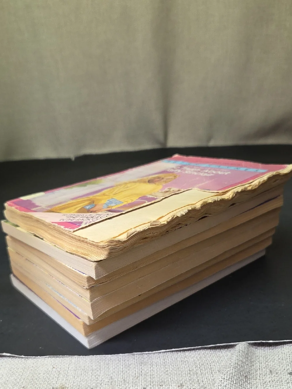8 Middle School‎ Paperback Books